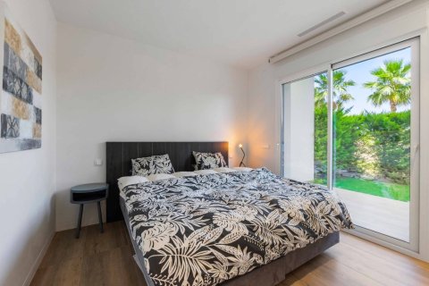 Huoneisto myytävänä Pinar De Campoverde, Alicante, Espanja, 2 makuuhuonetta, 115 m2 No. 146021 - kuva 12