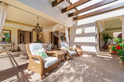 Willa w Marbella, Malaga, Hiszpania 6 sypialni, 712 mkw. nr 157247 – zdjęcie 20