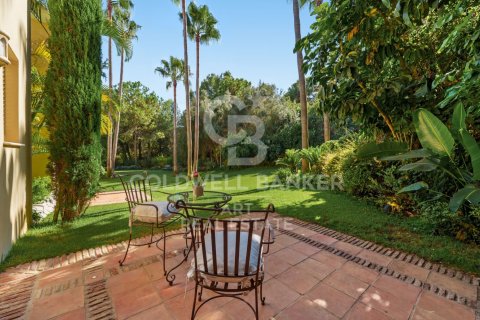 Willa w Marbella, Malaga, Hiszpania 6 sypialni, 712 mkw. nr 157247 – zdjęcie 24