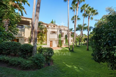 Willa w Marbella, Malaga, Hiszpania 6 sypialni, 712 mkw. nr 157247 – zdjęcie 3