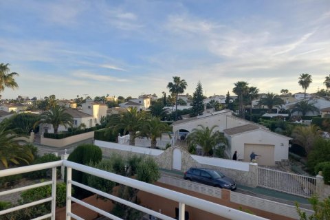 Villa zum Verkauf in Calpe, Alicante, Spanien 5 Schlafzimmer, 365 m2 Nr. 180450 - Foto 3