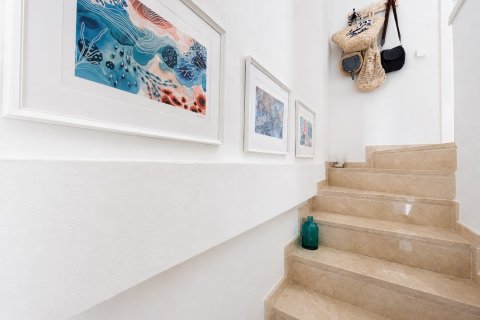 Duplex for sale in El Camp De Mar, Mallorca, Spain 2 bedrooms, 117 sq.m. No. 180453 - photo 12