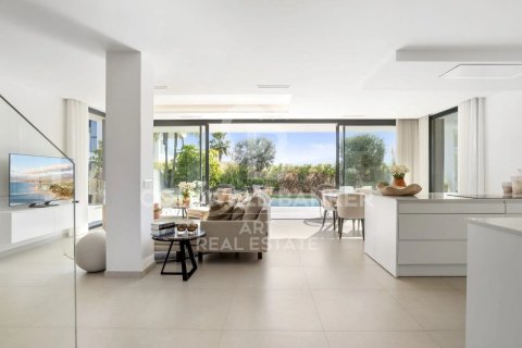 Villa à vendre à Manilva, Malaga, Espagne, 2 chambres, 195 m2 No. 179040 - photo 8