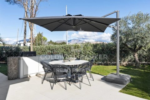 Villa à vendre à Manilva, Malaga, Espagne, 2 chambres, 195 m2 No. 179040 - photo 2
