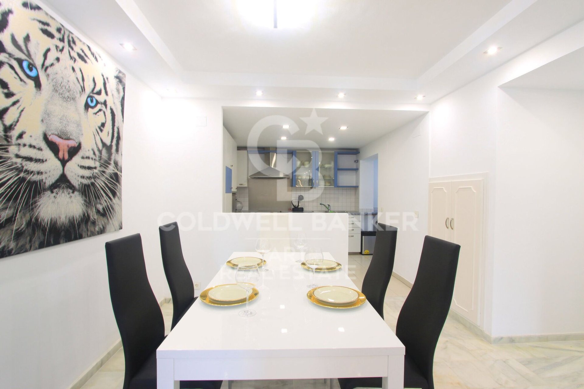 Duplex à Marbella, Malaga, Espagne 5 chambres, 200 m2 No. 179036