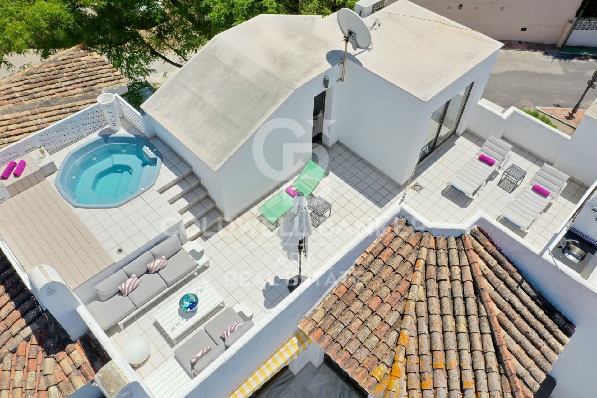 Duplex à Marbella, Malaga, Espagne 5 chambres, 200 m2 No. 179036