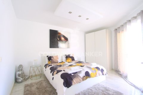 Duplex à vendre à Marbella, Malaga, Espagne, 5 chambres, 200 m2 No. 179036 - photo 23
