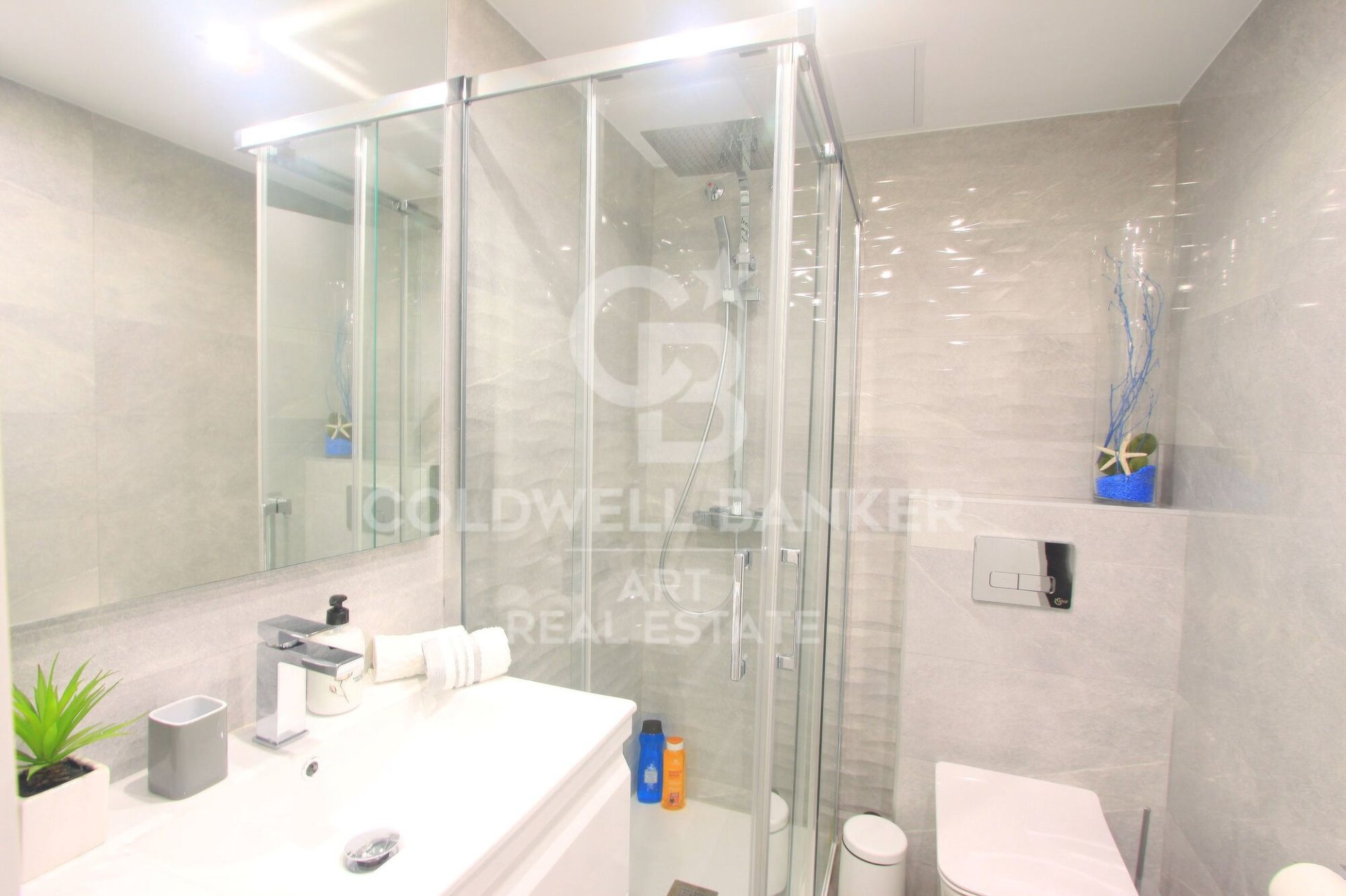 Duplex à Marbella, Malaga, Espagne 5 chambres, 200 m2 No. 179036