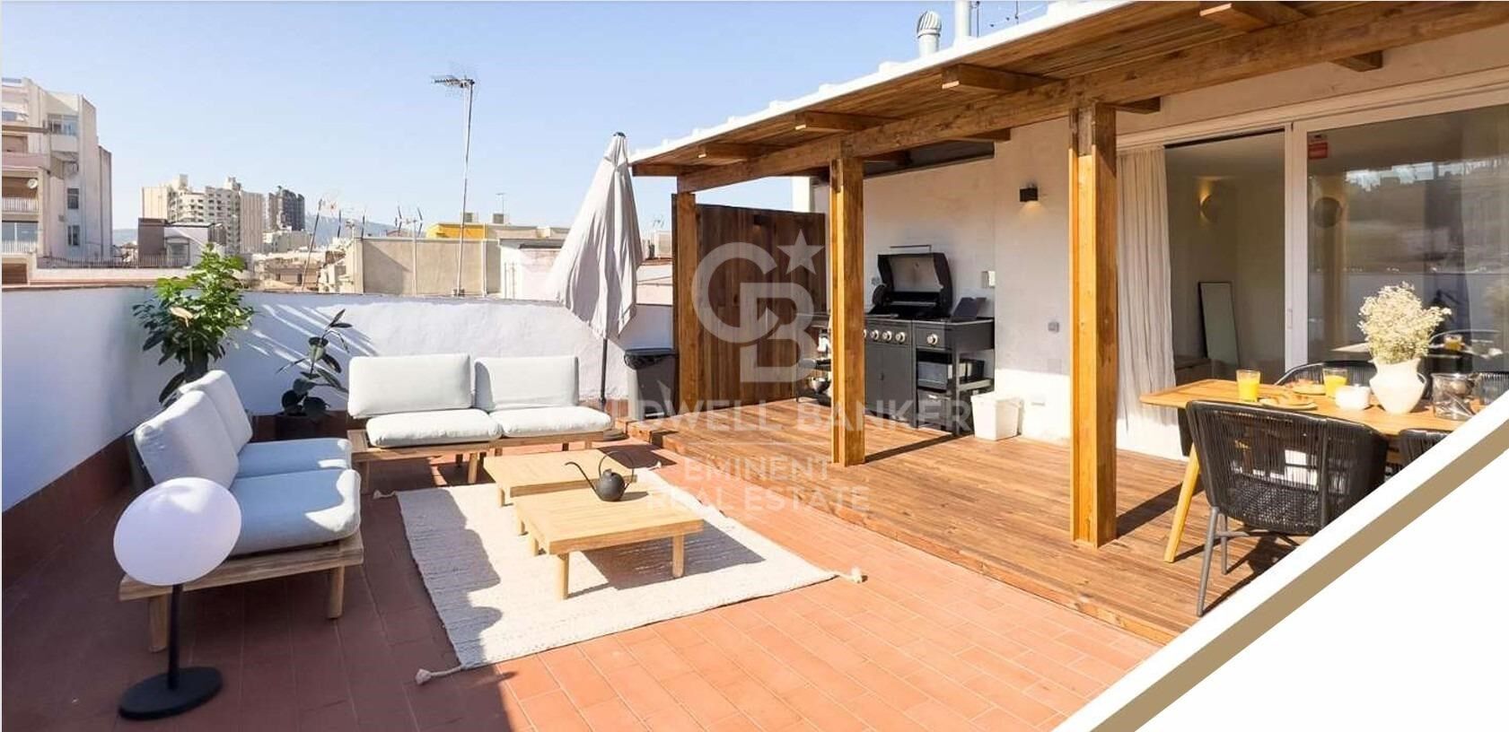 Propiedad comercial en Barcelona, España 1392 m2 No. 179037