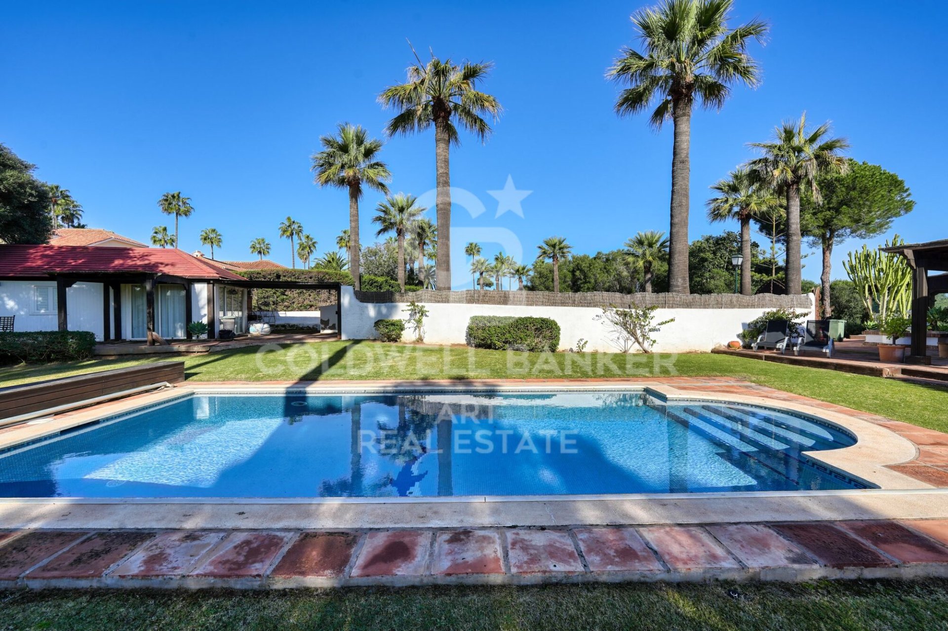 Villa in Sotogrande, Cadiz, Spain 5 bedrooms, 592 sq.m. No. 179039