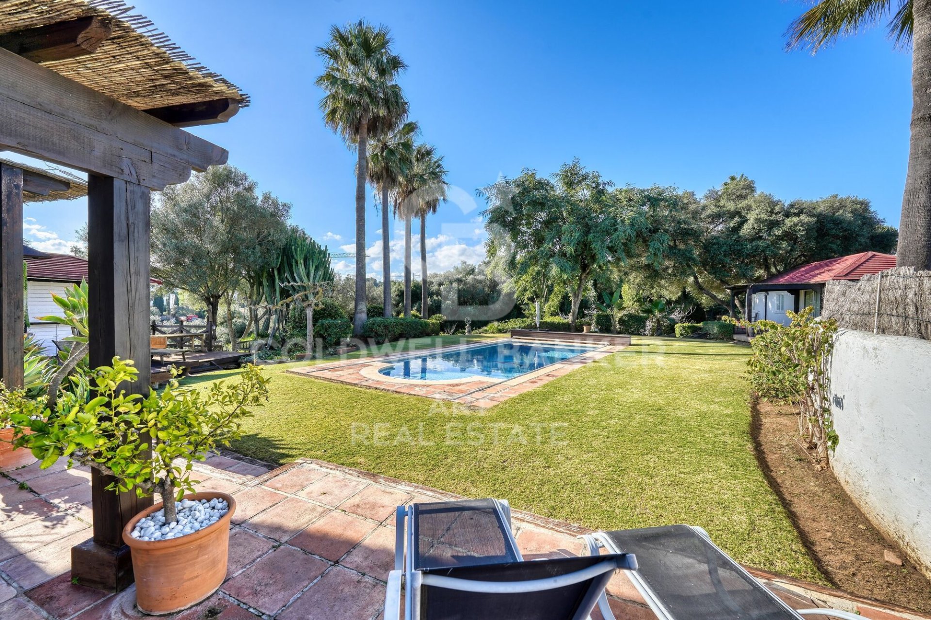 Villa in Sotogrande, Cadiz, Spain 5 bedrooms, 592 sq.m. No. 179039