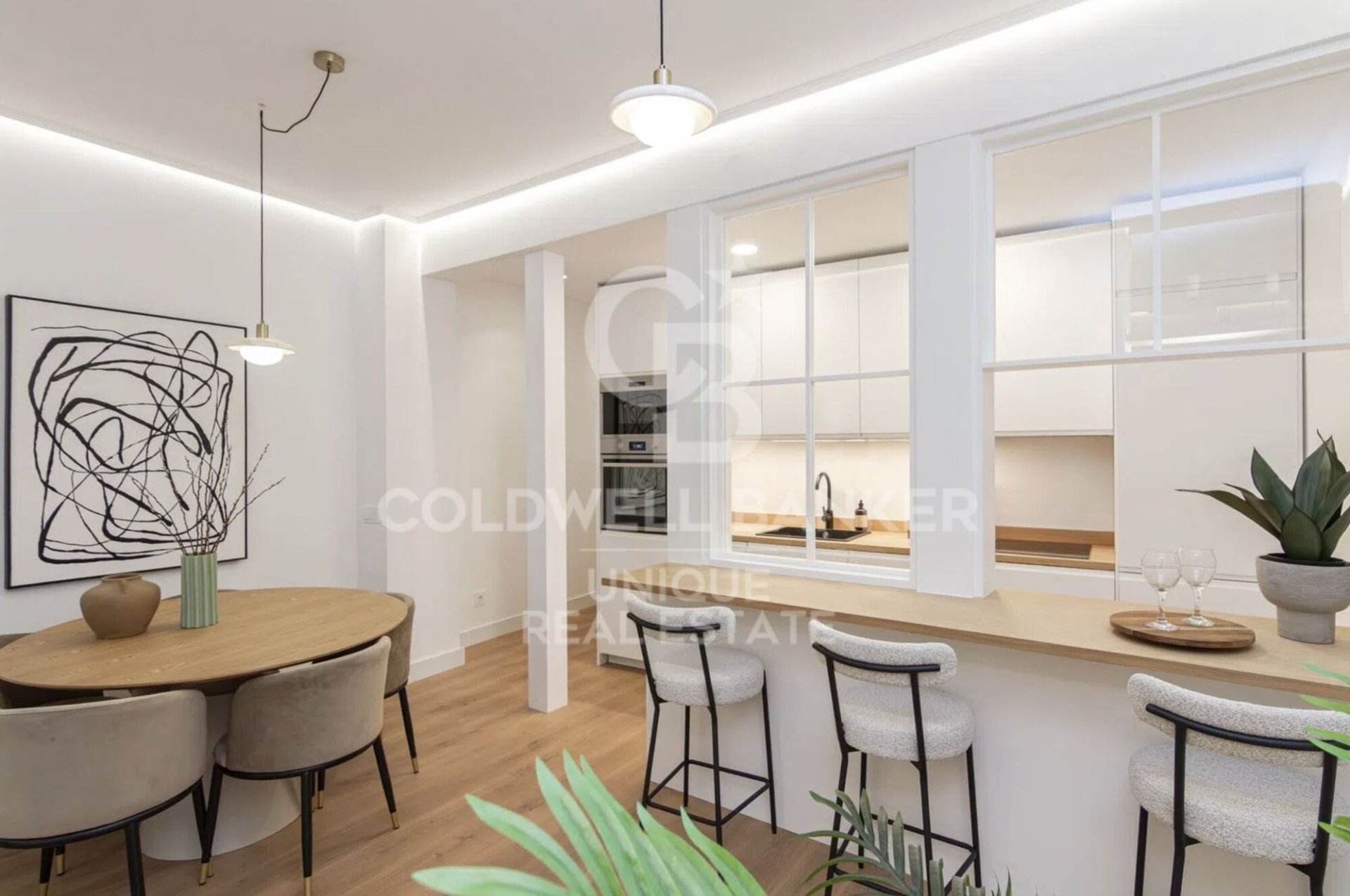 Appartamento a Madrid, Spagna 2 camere da letto, 124 mq. N° 179034