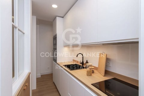 Apartment à vendre à Madrid, Espagne, 2 chambres, 124 m2 No. 179034 - photo 14