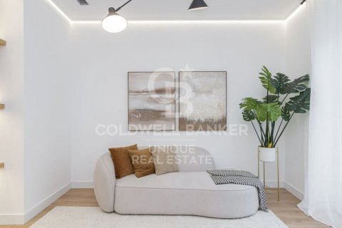 Apartment à vendre à Madrid, Espagne, 2 chambres, 124 m2 No. 179034 - photo 4