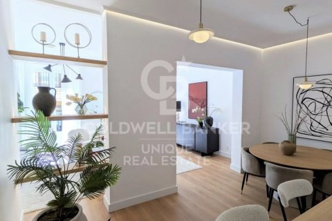 Apartment à vendre à Madrid, Espagne, 2 chambres, 124 m2 No. 179034 - photo 9