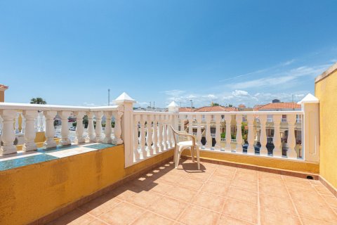 House for sale in La Zenia, Alicante, Spain 90 sq.m. No. 165979 - photo 2
