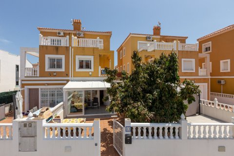 House for sale in La Zenia, Alicante, Spain 90 sq.m. No. 165979 - photo 1