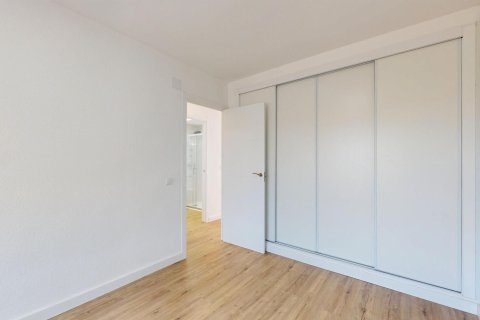 Bungalow à vendre à Alicante, Espagne, 85 m2 No. 165977 - photo 24