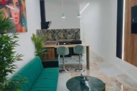 Bungalow w Benidorm, Alicante, Hiszpania 1 sypialnia, 50 mkw. nr 144017 – zdjęcie 1