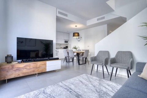 Dom w La Florida, Alicante, Hiszpania 3 sypialnie, 140 mkw. nr 144014 – zdjęcie 1