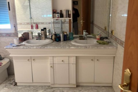 Penthouse w Torrevieja, Alicante, Hiszpania 3 sypialnie, 200 mkw. nr 144018 – zdjęcie 23