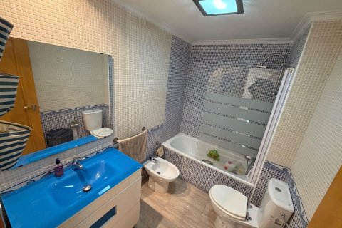 Продажа квартиры в Торревьеха, Аликанте, Испания 2 спальни, 104м2 №144015 - фото 17