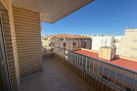 Apartamento en venta en Torrevieja, Alicante, España 3 dormitorios, 115 m2 No. 144016 - foto 4
