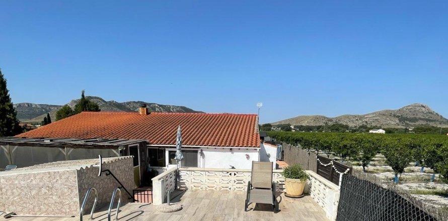 Villa Villena, Alicante, Spānijā 5 istabas, 210 m2 Nr. 149991