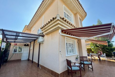 Apartment for sale Torrevieja, Alicante, Spain 3 bedrooms, 97 sq.m. No. 138454 - photo 3