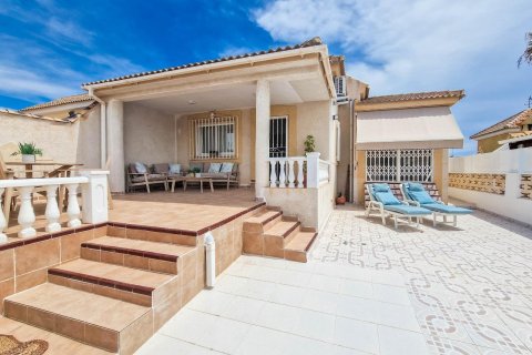 Сasa en venta Torrevieja, Alicante, España 2 dormitorios,  No. 138458 - foto 1