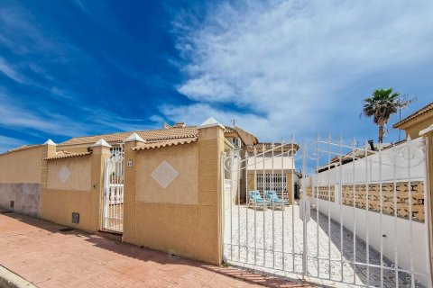 Сasa en venta Torrevieja, Alicante, España 2 dormitorios,  No. 138458 - foto 9
