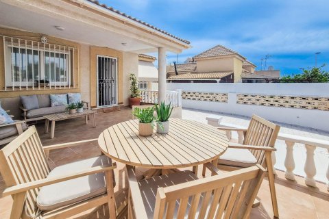 Сasa en venta Torrevieja, Alicante, España 2 dormitorios,  No. 138458 - foto 4