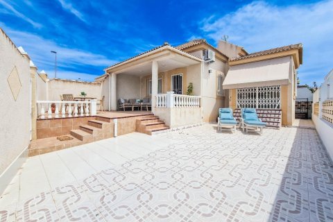 Сasa en venta Torrevieja, Alicante, España 2 dormitorios,  No. 138458 - foto 24