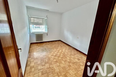 Penthouse for sale in La Baneza, Leon, Spain 3 bedrooms, 153 sq.m. No. 185255 - photo 21