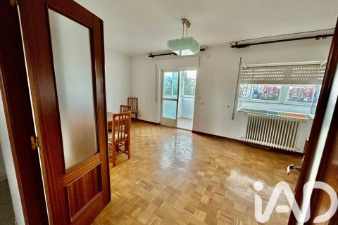 Penthouse for sale in La Baneza, Leon, Spain 3 bedrooms, 153 sq.m. No. 185255 - photo 9