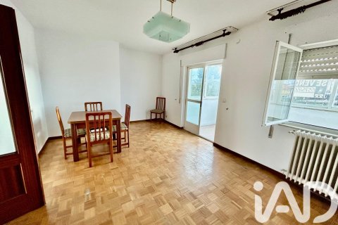 Penthouse for sale in La Baneza, Leon, Spain 3 bedrooms, 153 sq.m. No. 185255 - photo 6