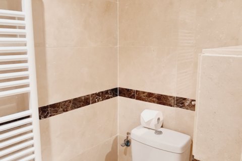 Apartment for sale in Marbella, Malaga, Spain 1 bedroom, 73 sq.m. No. 187841 - photo 18
