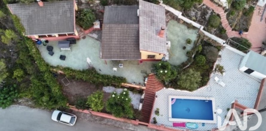 Дом в Ла-Бисбаль-дель-Пенедес, Таррагона, Испания 3 спальни, 71м2 №188056