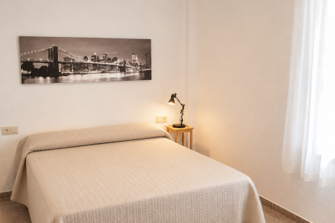 Huoneisto myytävänä Roquetas de Mar, Almeria, Espanja, 2 makuuhuonetta, 77 m2 No. 188061 - kuva 3