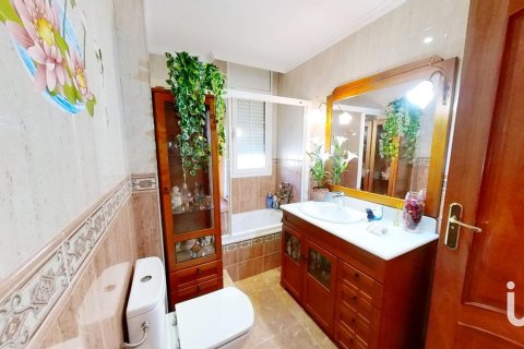 Продажа дома в Эль Монтмелл, Таррагона, Испания 3 спальни, 234м2 №153991 - фото 21