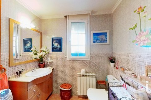 Продажа дома в Эль Монтмелл, Таррагона, Испания 3 спальни, 234м2 №153991 - фото 14