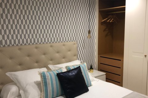 Аренда квартиры в Мадрид, Испания 3 спальни, 105м2 №149476 - фото 14