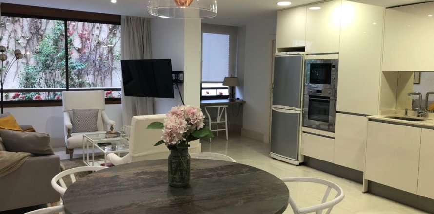 Квартира в Мадрид, Испания 3 спальни, 105м2 №149476