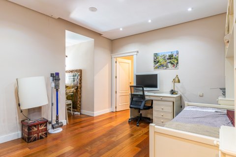 Villa in vendita a Madrid, Spagna 7 camere da letto, 1077 mq. N° 149478 - foto 19