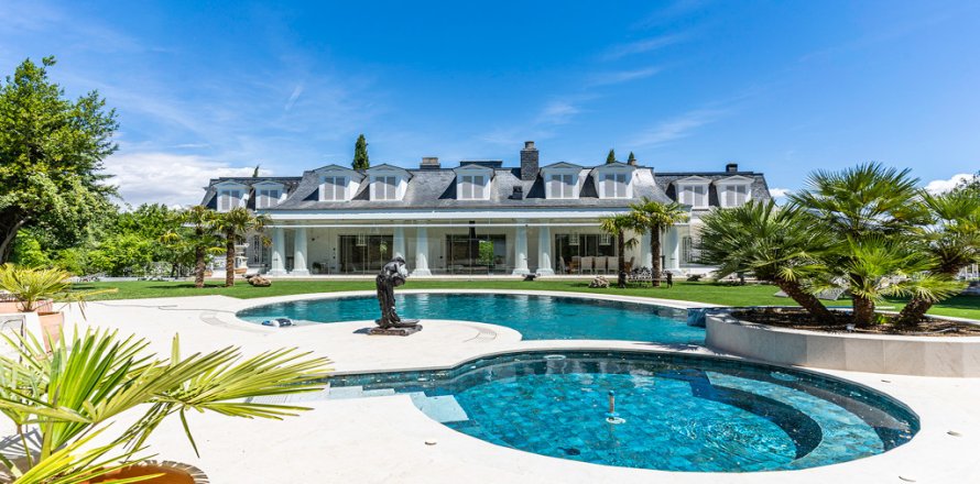 Villa Madrid, Spānijā 7 istabas, 1077 m2 Nr. 149478