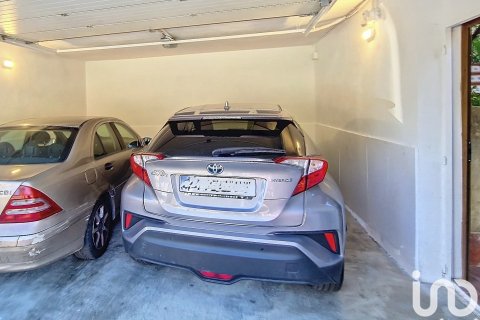 Hus till salu i Sant Fost de Campsentelles, Barcelona, Spanien 4 sovrum, 345 kvm. Nr. 153970 - foto 22