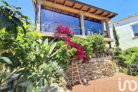 Hus till salu i Sant Fost de Campsentelles, Barcelona, Spanien 4 sovrum, 345 kvm. Nr. 153970 - foto 2