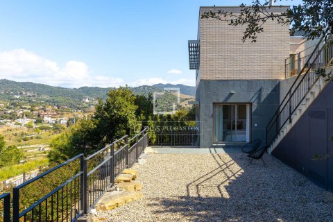 Villa for sale in Alella, Barcelona, Spain 4 bedrooms, 332 sq.m. No. 164603 - photo 27