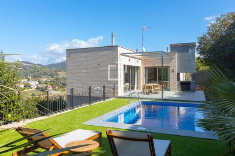 Villa for sale in Alella, Barcelona, Spain 4 bedrooms, 332 sq.m. No. 164603 - photo 24