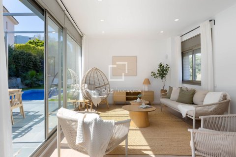 Villa for sale in Alella, Barcelona, Spain 4 bedrooms, 332 sq.m. No. 164603 - photo 7